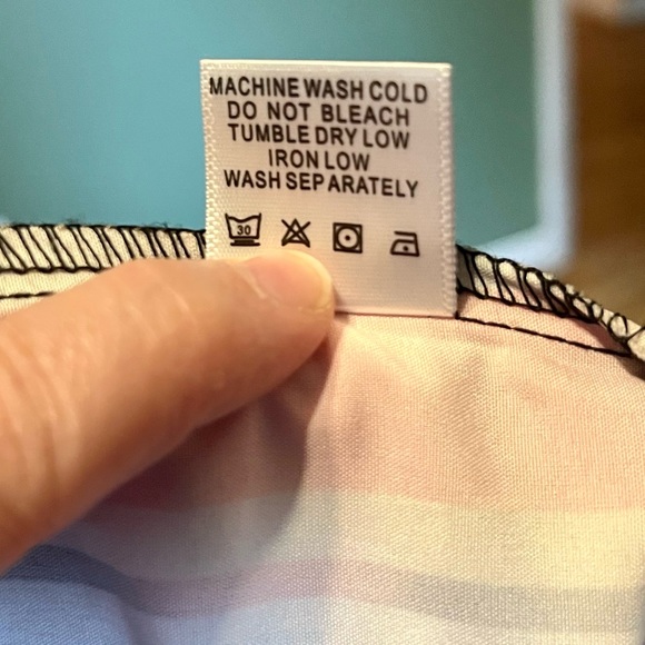 M Blouse - Picture 7 of 8